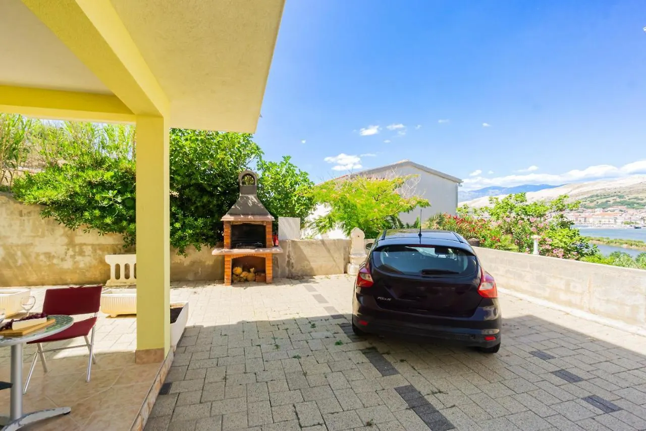 Sopic Apartment Pag Town